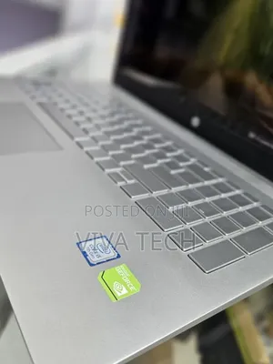 New Laptop HP Pavilion 15 8GB Intel Core i5 HDD 1T