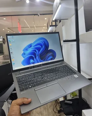 New Laptop HP ZBook 14 16GB Intel Core i7 SSD 512GB