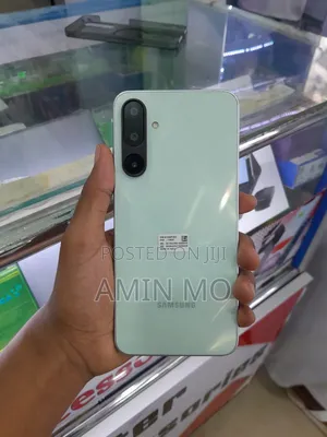 Samsung Galaxy M16 128 GB