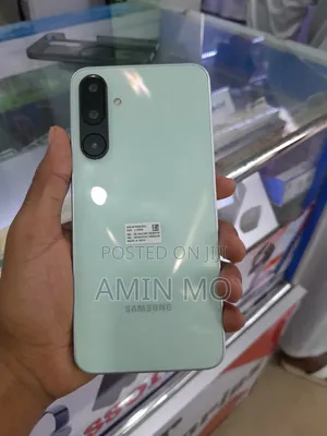 Samsung Galaxy M16 128 GB