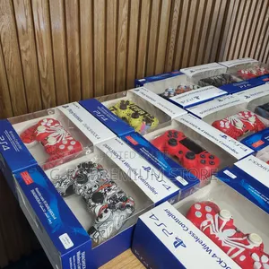 በብዛት ለሚወስድ ታላቅ ዲስካውንት! PS4 Brand New Local Joystick አዘጋጅተናል