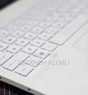 New Laptop HP Victus 15 16GB AMD Ryzen 7 SSD 512GB