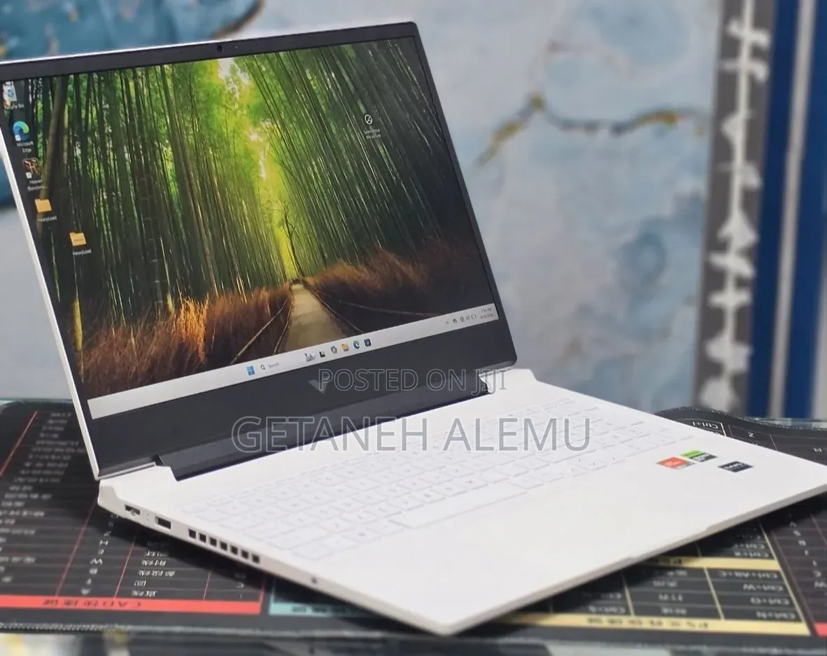 New Laptop HP Victus 15 16GB AMD Ryzen 7 SSD 512GB