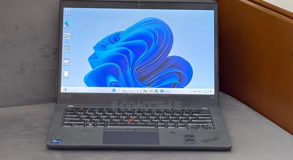 New Laptop Lenovo 16GB Intel Core i5 SSD 512GB