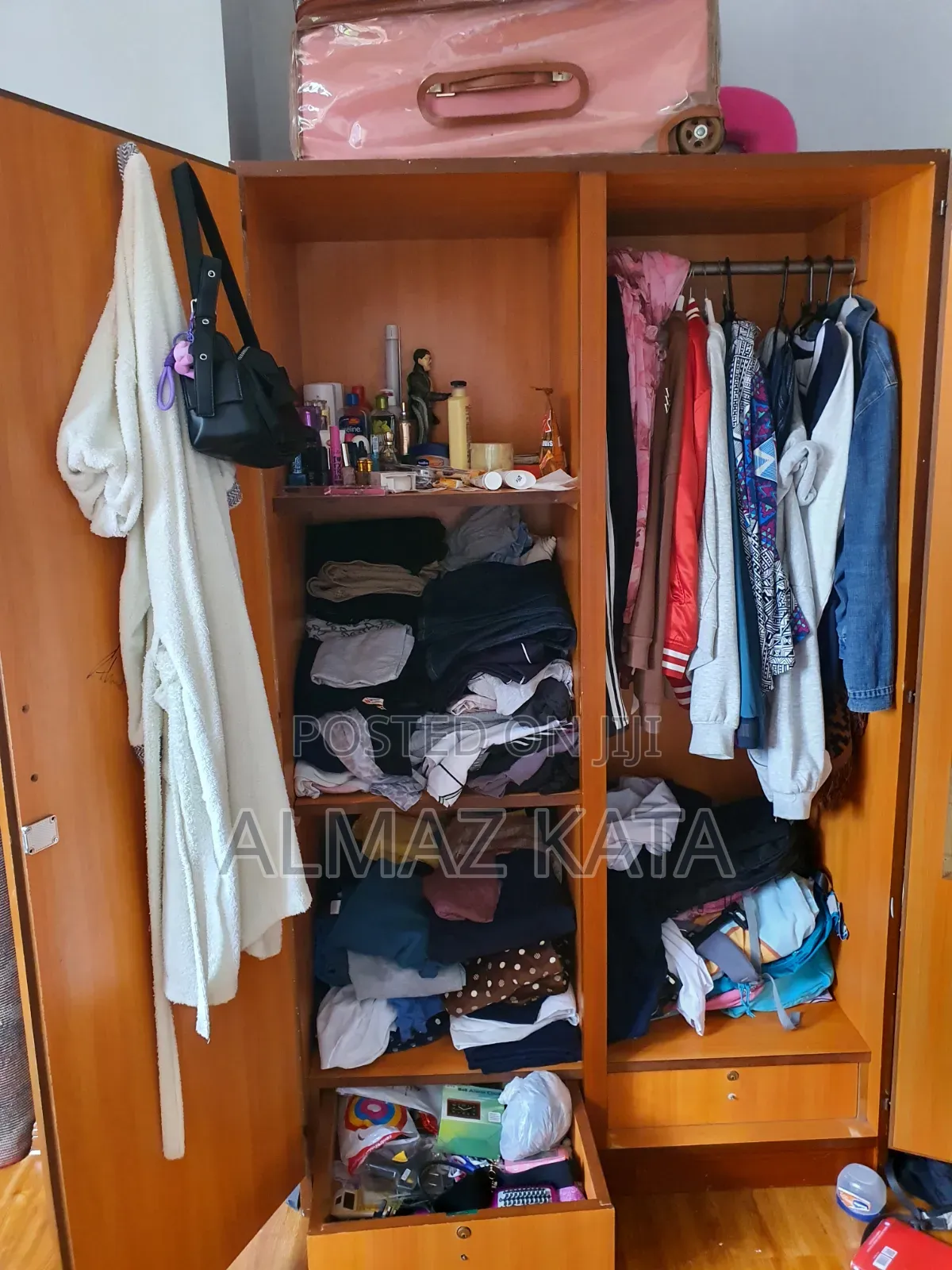 Waredrobe Indoor