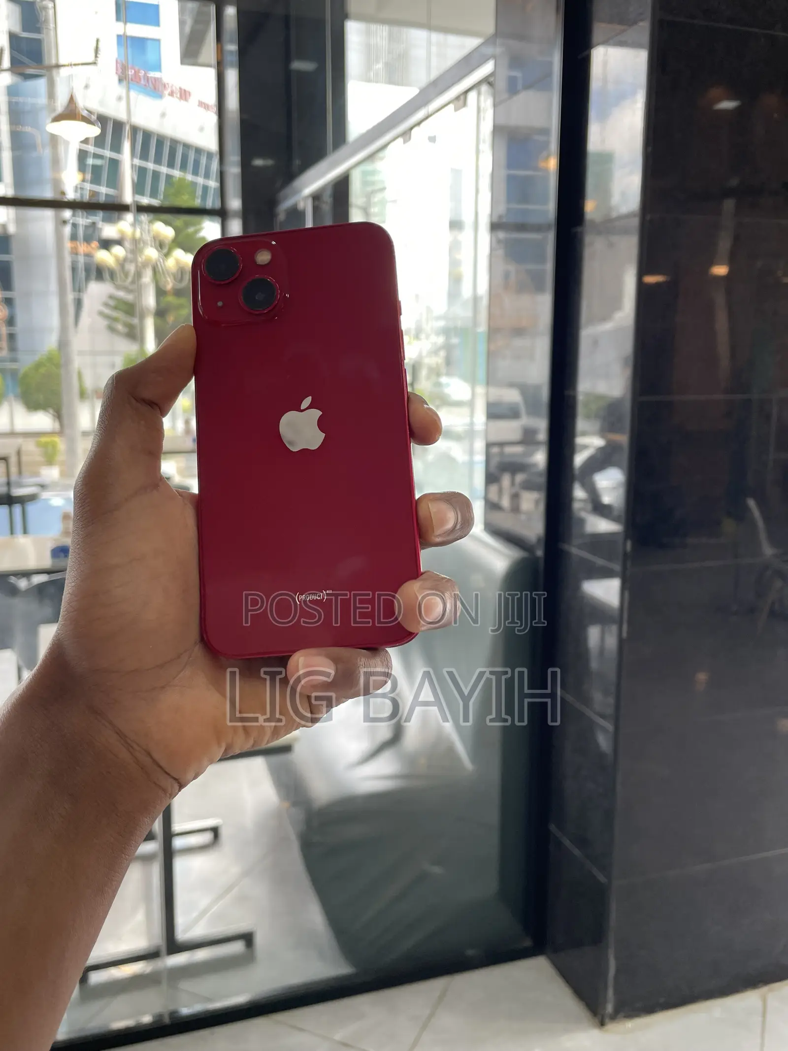 Apple iPhone 13 128 GB Red