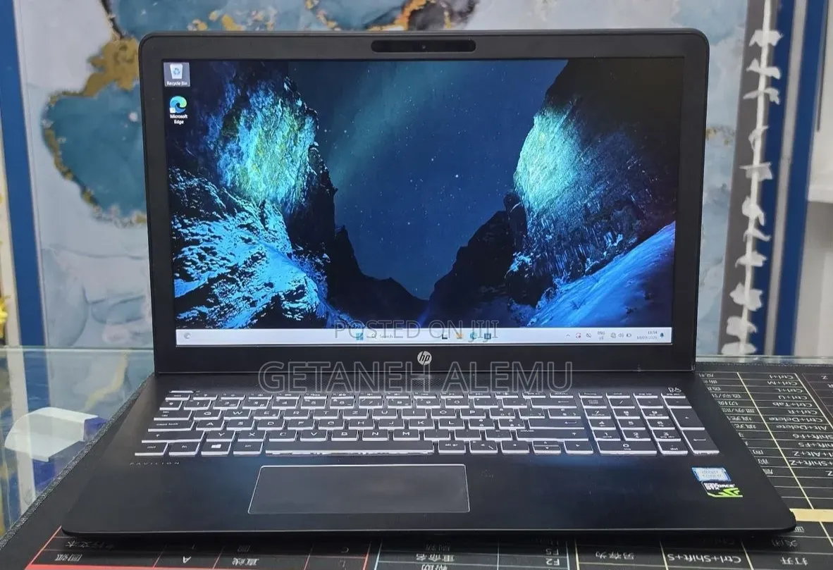 New Laptop HP Pavilion 15 16GB Intel Core i7 SSD 256GB