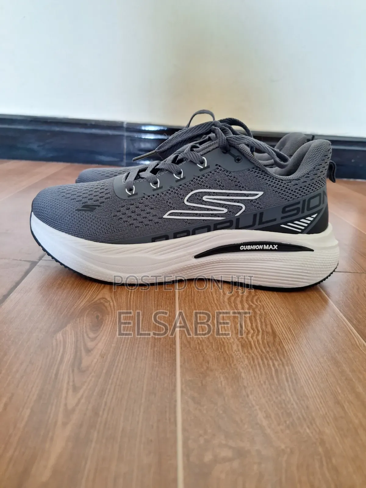 Shoe for Sell