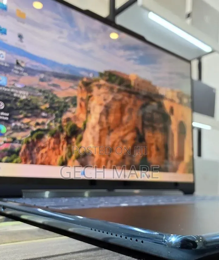 New Laptop Lenovo Yoga 9 16GB Intel Core Ultra 7 SSD 1T