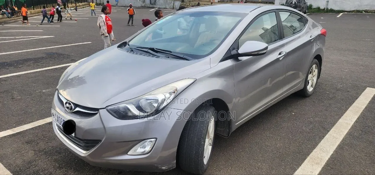 Hyundai Elantra 2011 Gray