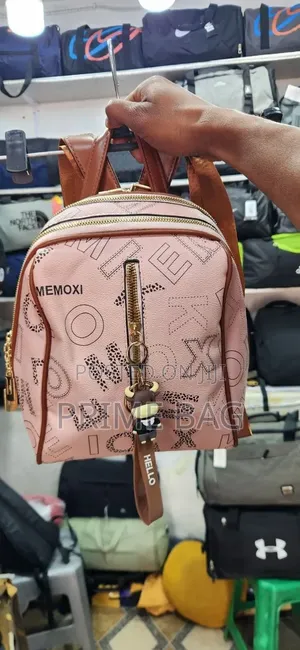 Simple Back Bags