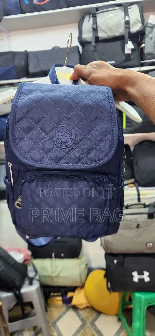 Simple Back Bags