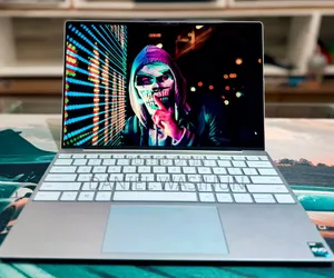 New Laptop Dell XPS 13 16GB Intel Core i7 SSD 512GB