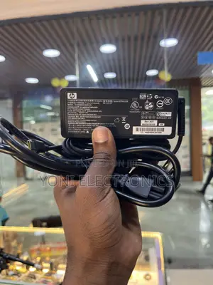 HP and Toshiba Laptop Power Adapters (65W)