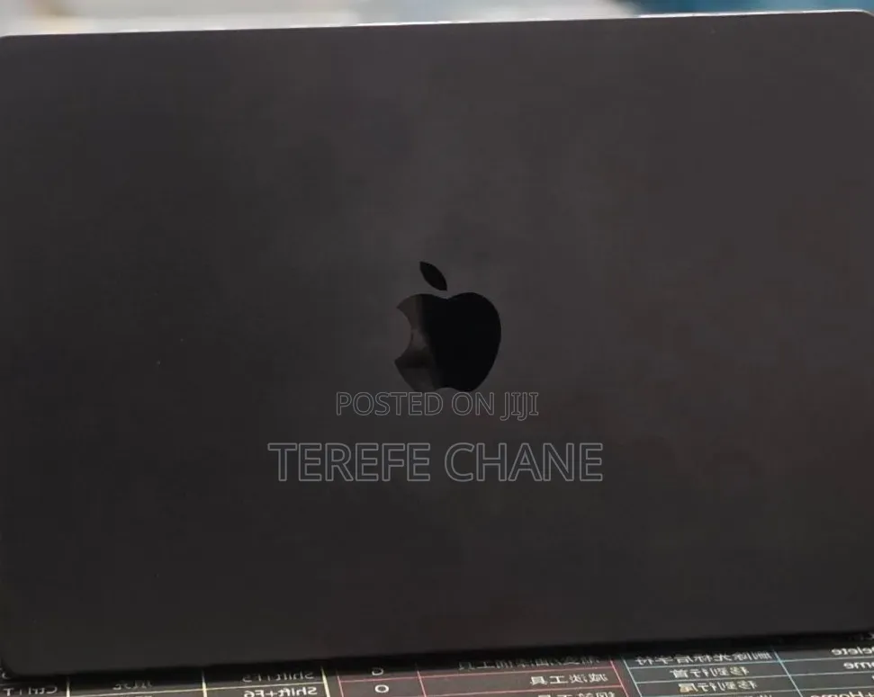 New Laptop Apple MacBook Pro 2024 M4 16GB Apple M4 Pro SSD 512GB