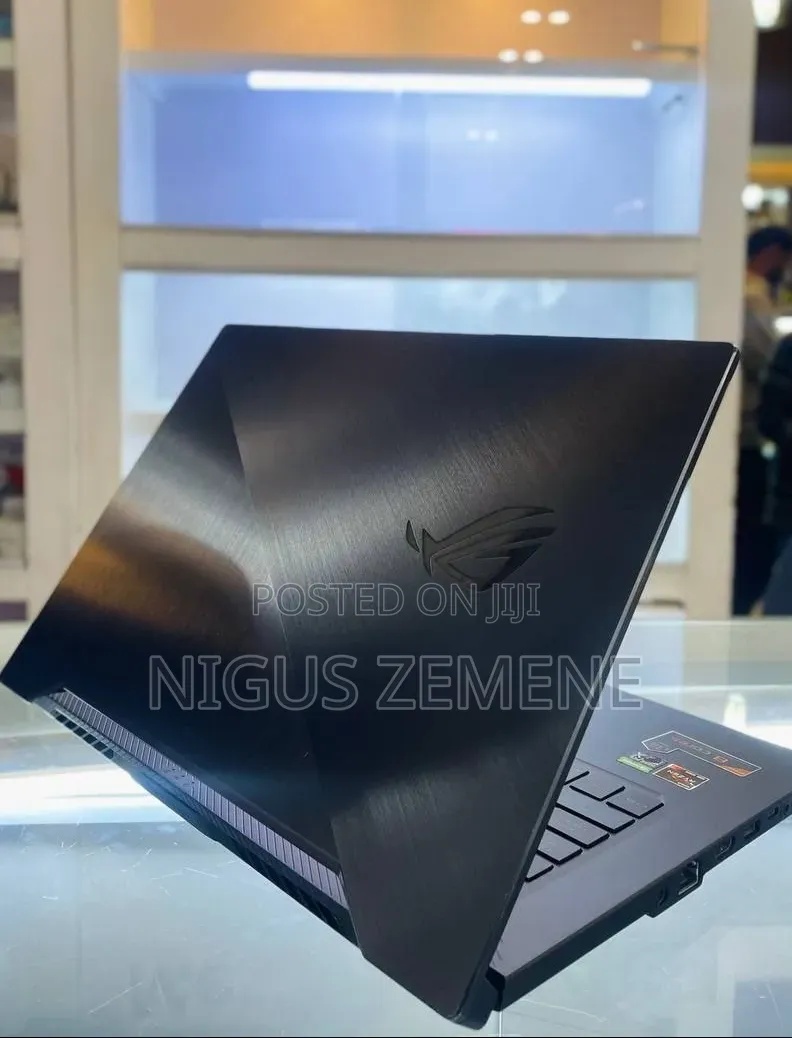New Laptop Asus ROG Zephyrus G15 16GB AMD Ryzen 7 SSD 512GB
