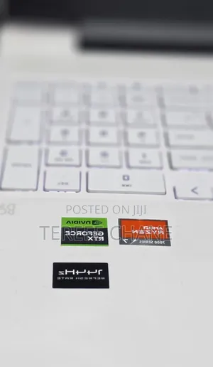 New Laptop HP Victus 16 16GB AMD Ryzen 7 SSD 1T