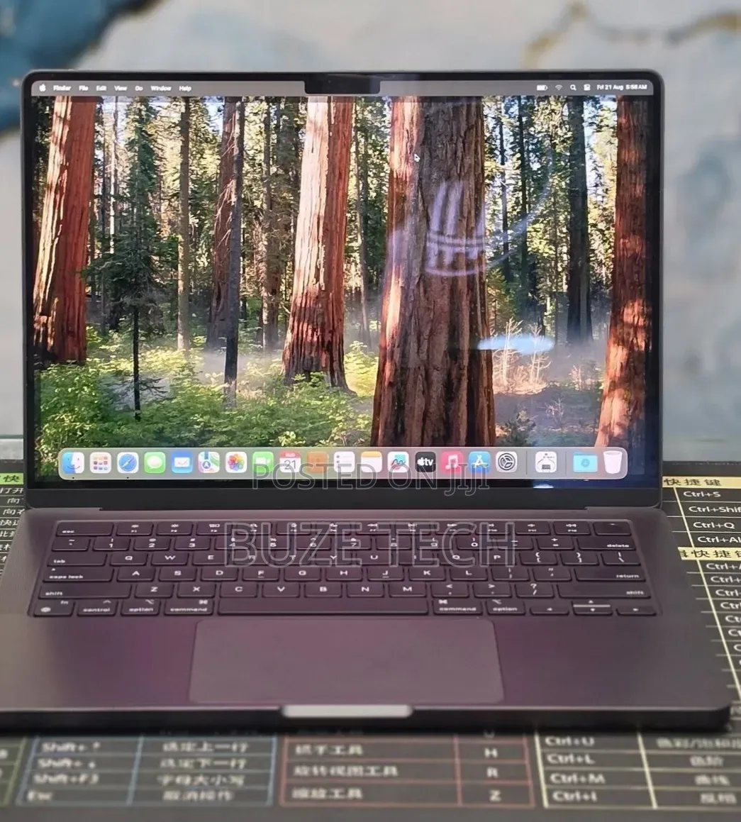 New Laptop Apple MacBook Pro 2024 M4 16GB Apple M4 Pro SSD 512GB