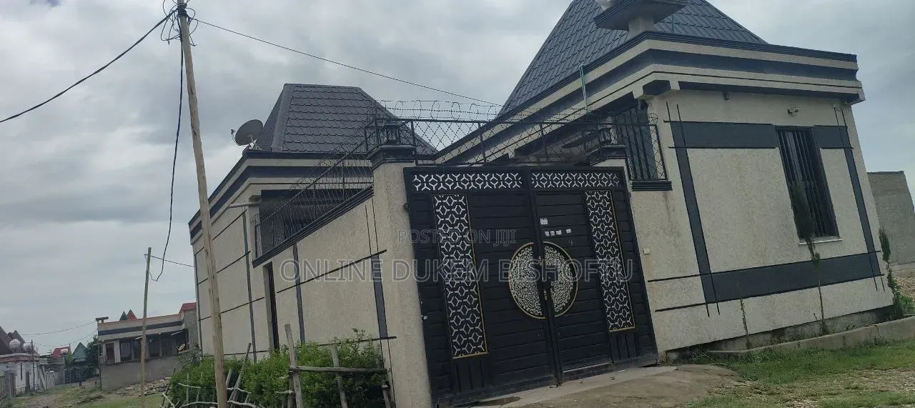 Furnished 7bdrm Villa in Bishoftu Dukem, Oromia-Finfinne for sale