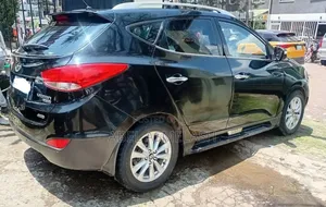 Hyundai Tucson 2012 Black