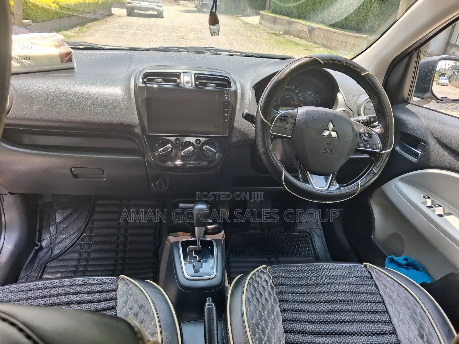 Mitsubishi Attrage 2022 Gray