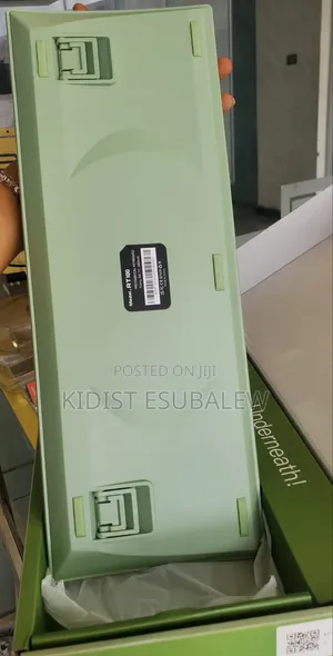 Epomaker RT100 Tri-Mode Mechanical Keyboard