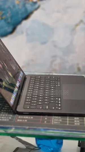 New Laptop Apple MacBook Pro 2024 M4 16GB Apple M4 SSD 512GB