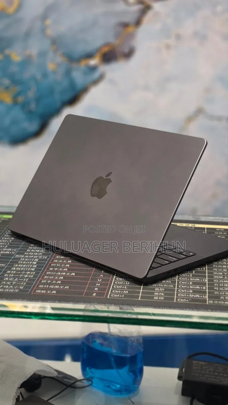 New Laptop Apple MacBook Pro 2024 M4 16GB Apple M4 SSD 512GB