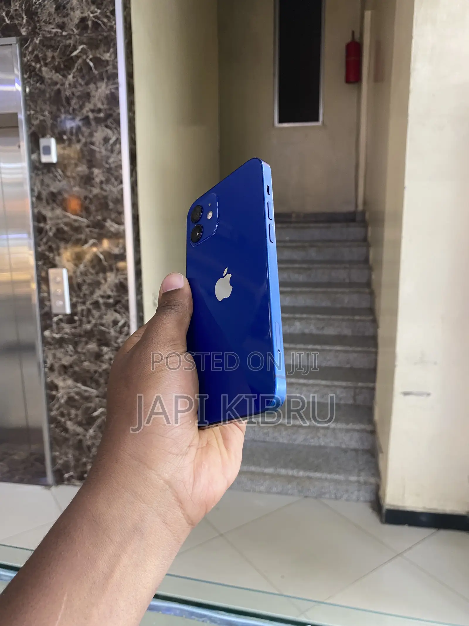 Apple iPhone 12 64 GB Blue