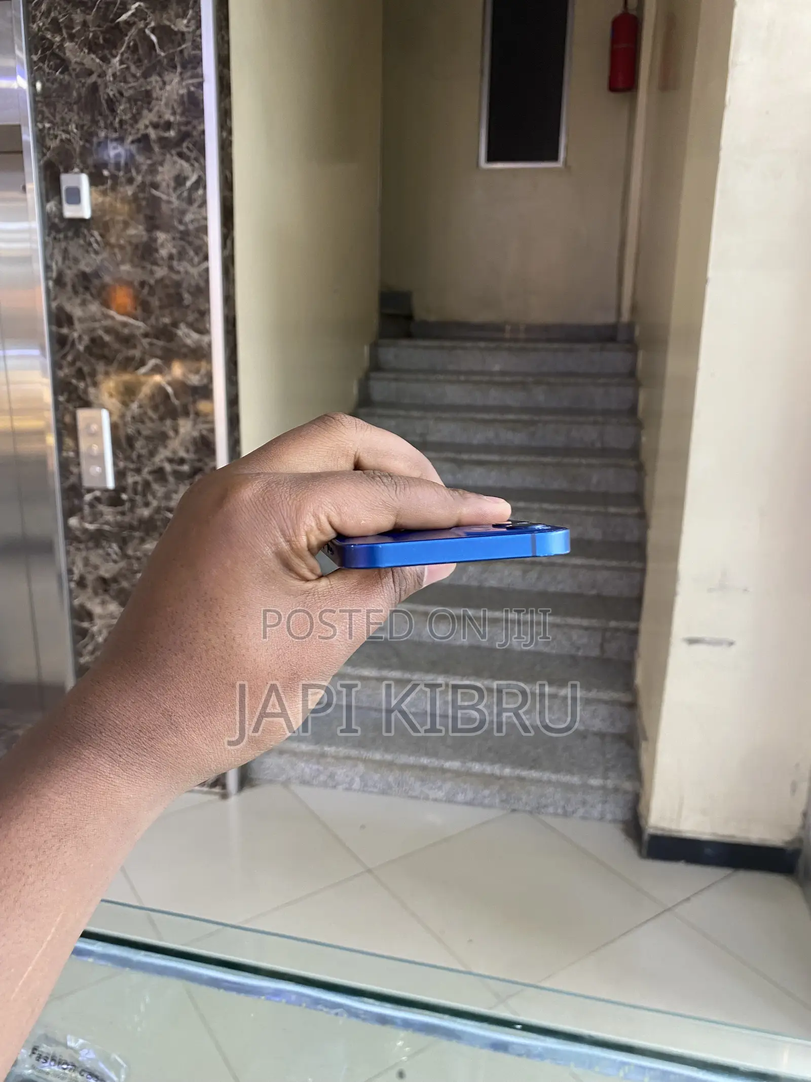 Apple iPhone 12 64 GB Blue