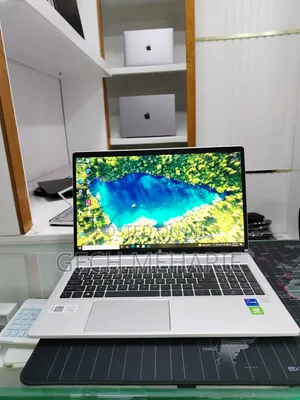New Laptop HP ProBook 450 G8 16GB Intel Core i7 SSD 512GB