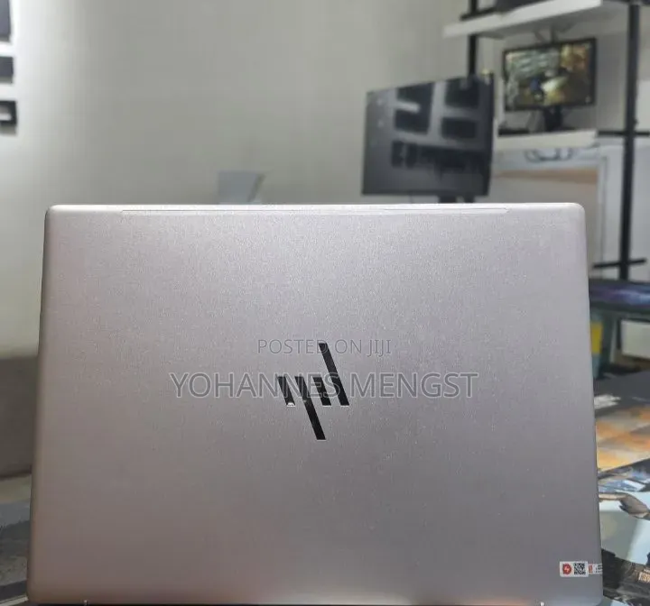 New Laptop HP Pavilion 10 16GB Intel Core i7 SSD 1T