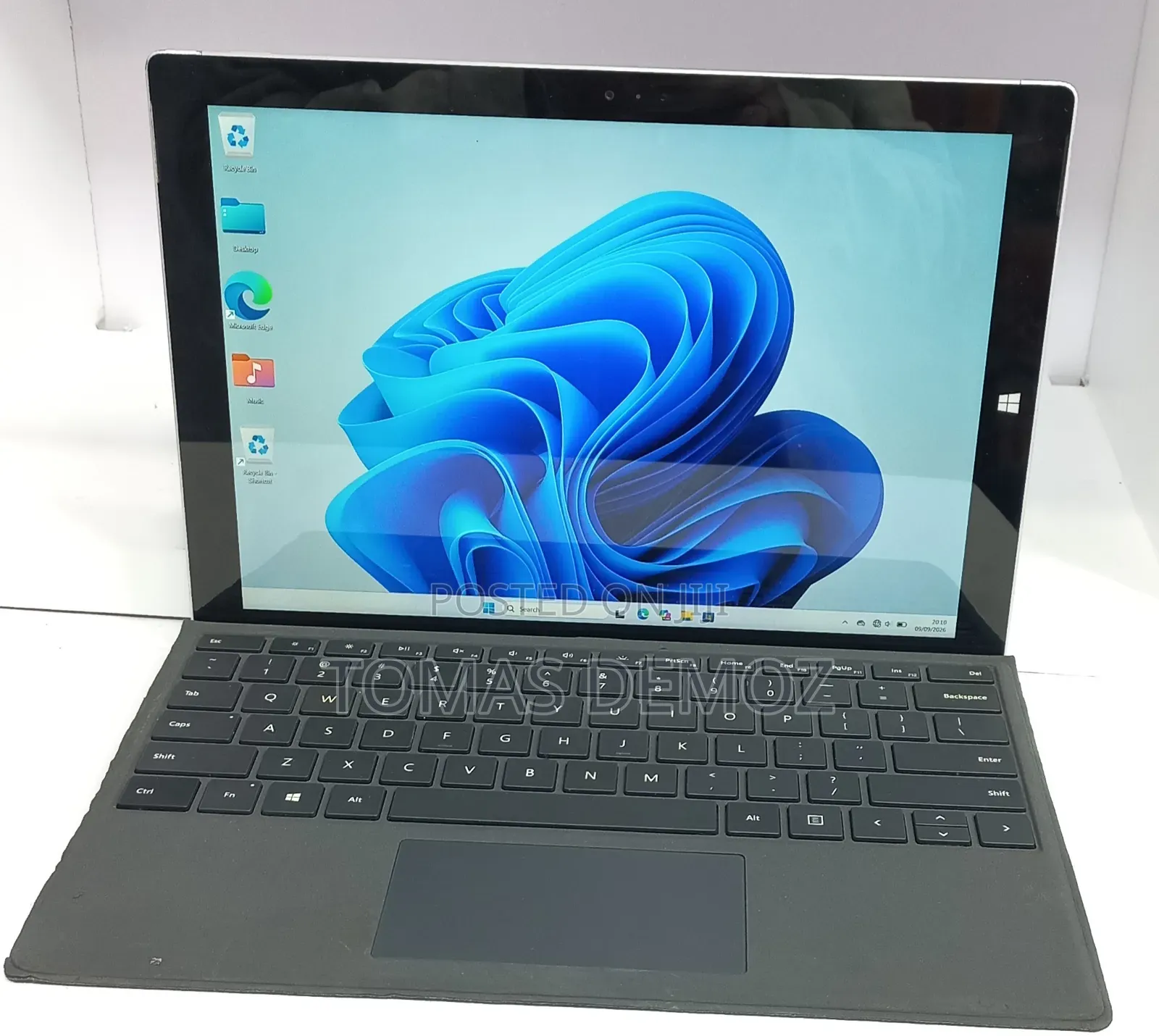 New Laptop Microsoft Surface Laptop 3 8GB Intel Core i7 SSD 256GB