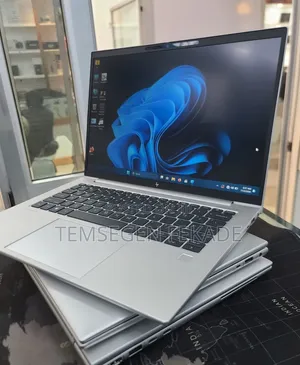 New Laptop HP EliteBook 840 G10 16GB Intel Core i7 SSD 512GB