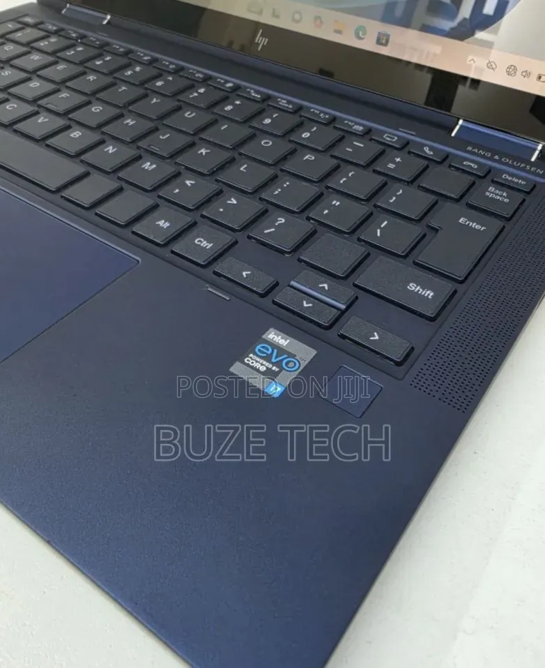 New Laptop HP Dragonfly G2 16GB Intel Core i7 SSD 512GB