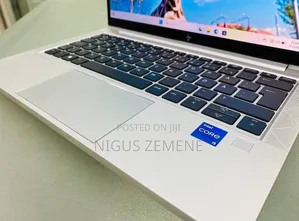 New Laptop HP EliteBook 830 16GB Intel Core i5 SSD 512GB