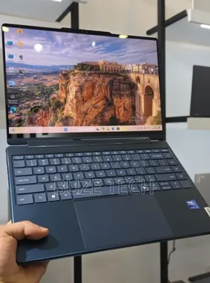 New Laptop Lenovo Yoga 9 16GB Intel Core Ultra 7 SSD 1T