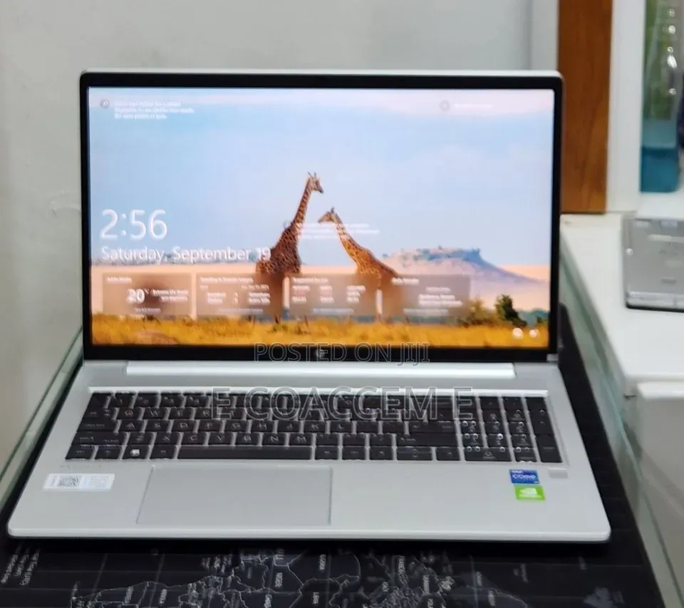 New Laptop HP 16GB Intel Core i7 SSD 512GB