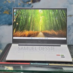 New Laptop HP Victus 16 16GB AMD Ryzen 7 SSD 1T