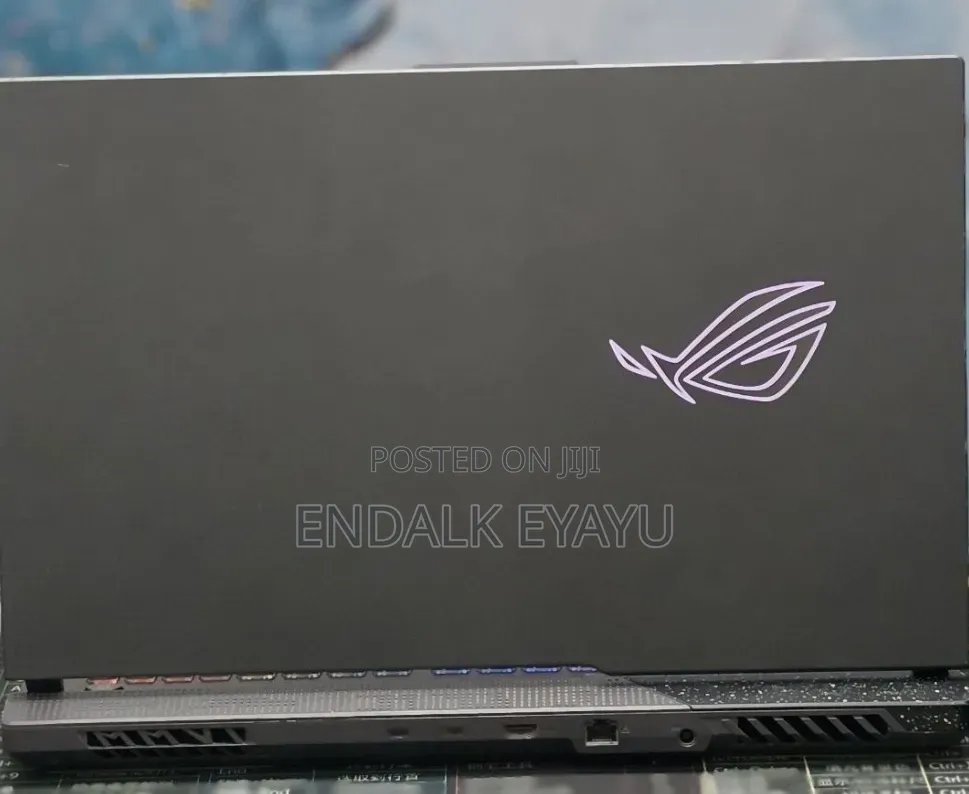 New Laptop Asus ROG Strix G17 16GB AMD Ryzen 9 SSD 1T