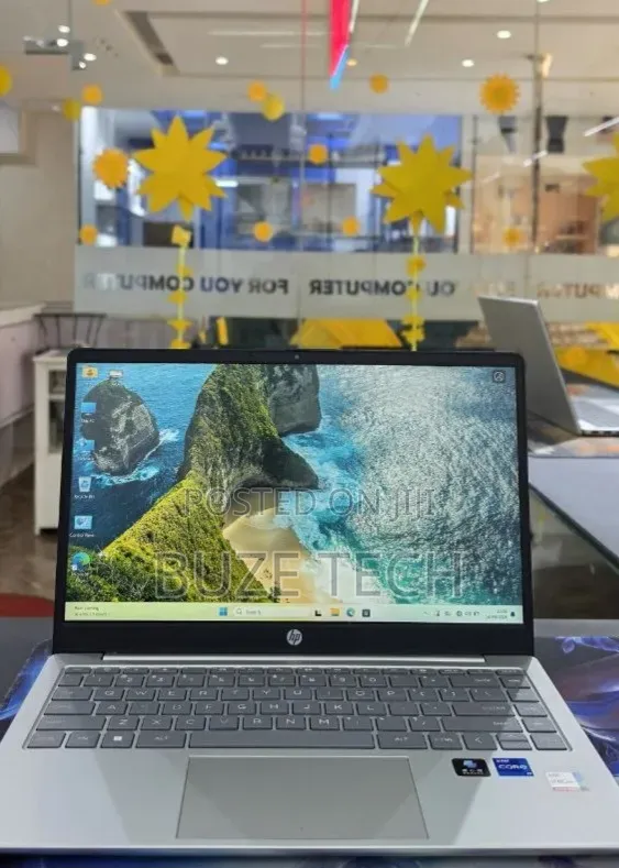New Laptop HP Stream Notebook 16GB Intel Core i7 SSD 512GB