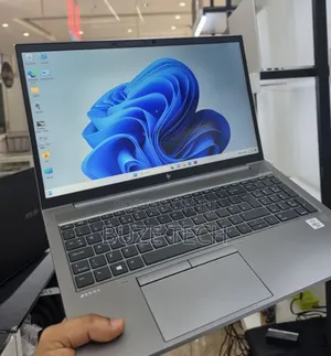 New Laptop HP 16GB Intel Core i7 SSD 512GB
