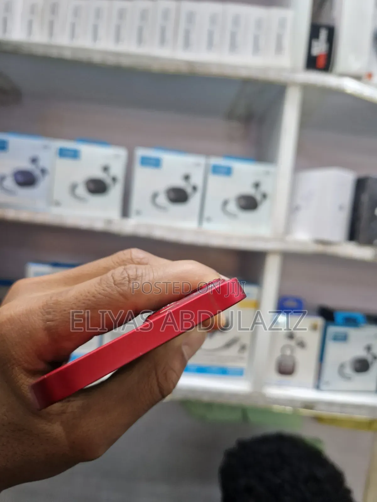 Apple iPhone 13 128 GB Red