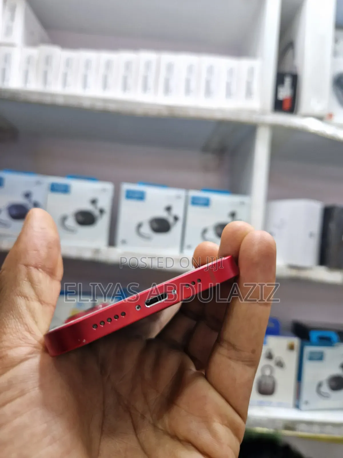 Apple iPhone 13 128 GB Red