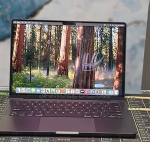 New Laptop Apple MacBook Pro 2024 M4 16GB Apple M4 Pro SSD 512GB