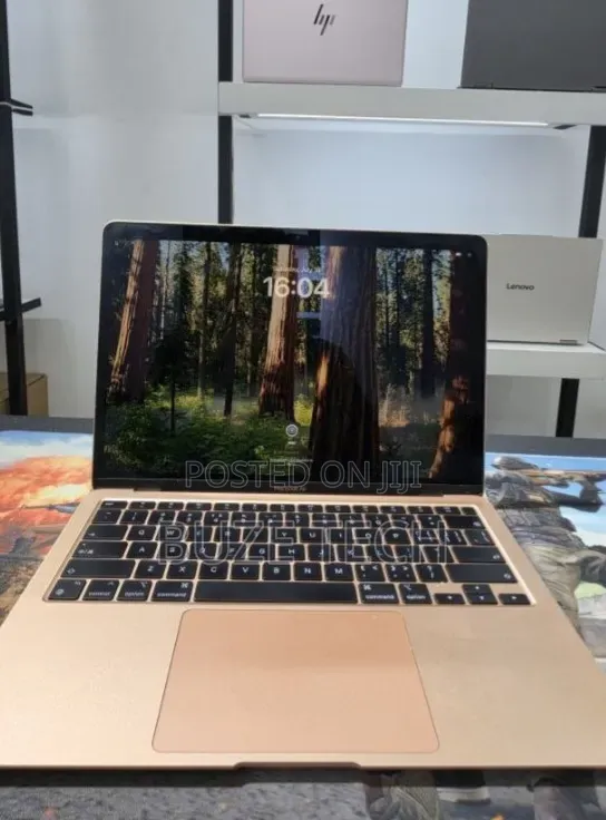 New Laptop Apple MacBook Air 2020 M1 8GB Apple M1 SSD 256GB