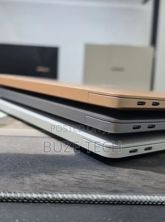 New Laptop Apple MacBook Air 2020 M1 8GB Apple M1 SSD 256GB