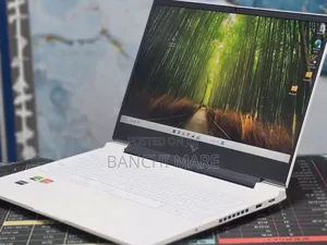 New Laptop HP Victus 16 16GB AMD Ryzen 7 SSD 1T