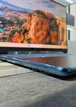 New Laptop Lenovo 16GB Intel Core Ultra 7 SSD 1T