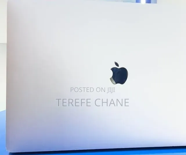 New Laptop Apple MacBook Pro 2019 32GB Intel Core i9 SSD 1T
